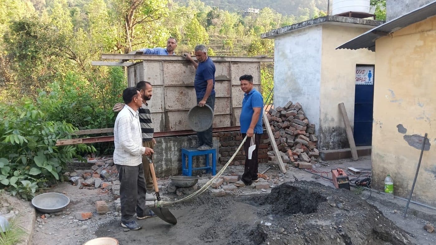 Primary School Well Building